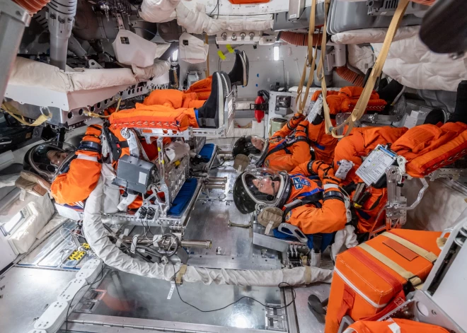 Уже совсем скоро: названа новая дата полета астронавтов США к Луне