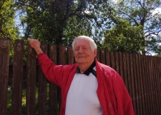 Dainis Kalns par opermūziku, ģimeni un spraunumu 80+ gadu vecumā: "Ja ir kāds kreņķis, ieeju dārzā, uzreiz redzu, kas jādara"
