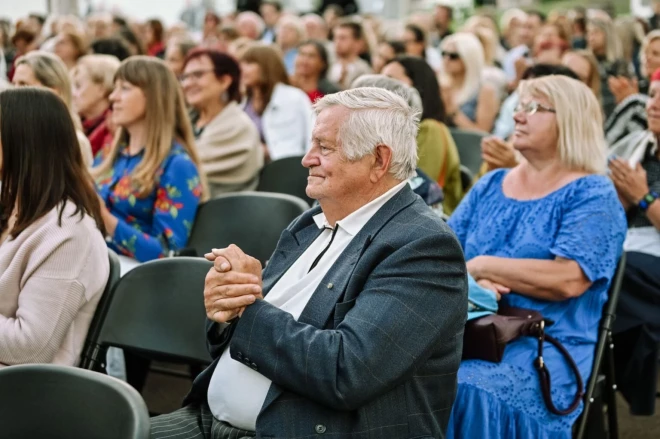 Siguldas Opermūzikas svētku rīkotājs Dainis Kalns koncertā, 2022. gads.