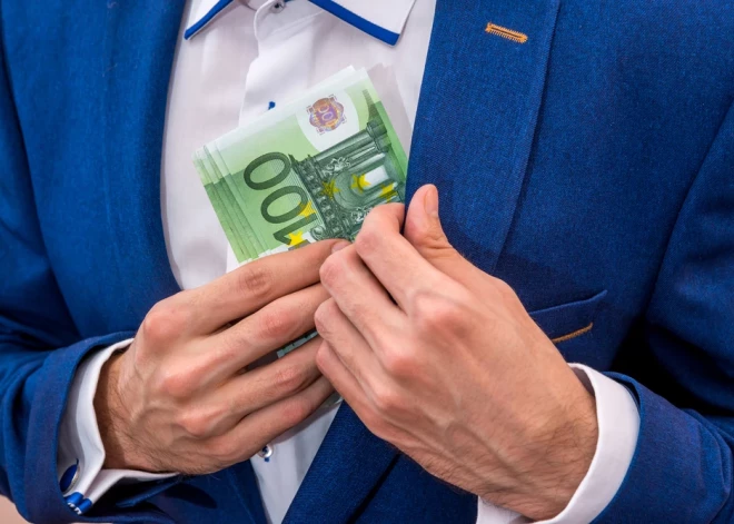 В октябре три знака зодиака ждет денежный прорыв. Кому повезло?