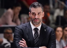 Serbijas basketbola izlase atradusi pieredzējušā Svetislava Pešiča aizvietotāju trenera amatā