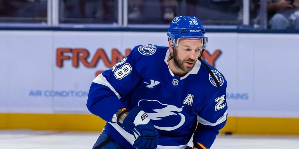 Zemgus Girgensons gatavojas aizvadīt otro sezonu Tampabejā. 
