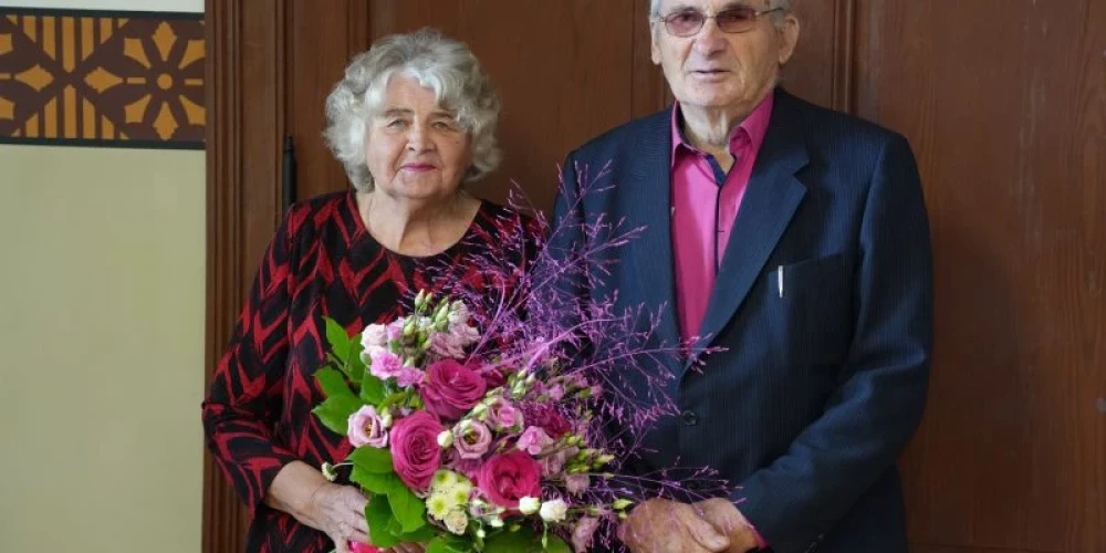 Kuldīdznieki Ruta un Alberts laulībā nodzīvojuši 50 gadus.