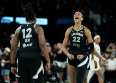 "Mercury" papildlaikā nolauž "Fever" un iekļūst WNBA finālā