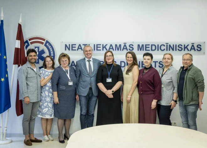 Ātrāka palīdzība infarkta pacientiem: NMPD un kardiologi vienojas par sadarbību