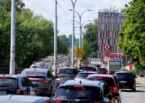 В прошлом году Государственная полиция зафиксировала более 1300 случаев агрессивного вождения, в этом году - уже около 650.