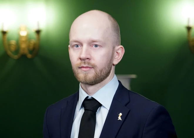 "Progresīvie" aicina Valsts prezidentu izveidot memorandu valsts aizsardzības budžeta garantēšanai