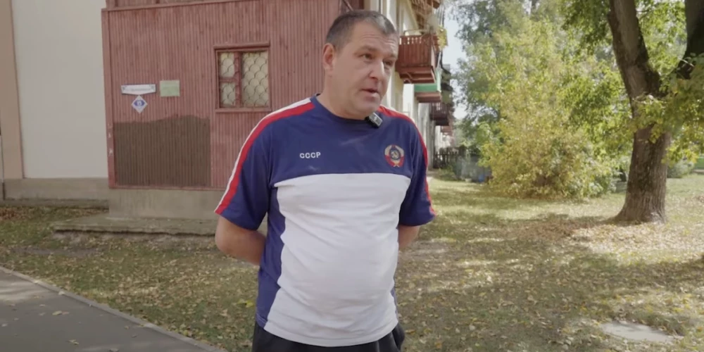 Jekaterinas Burnaškinas tēvs Aleksejs.