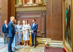 FOTO: ikoniskais prinča Viljama un princeses Keitas portrets iegūs jaunu mājvietu