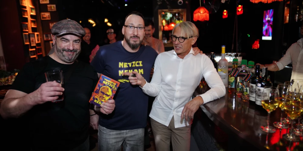 Rolanda Priverta un Oskara Tarvida grāmatas "Netici nekam" prezentācija (foto: Mārtiņš Ziders)