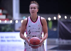 Aleksa Gulbe Francijas basketbola čempionātā debitē ar deviņiem punktiem, viņas klubs tomēr zaudē