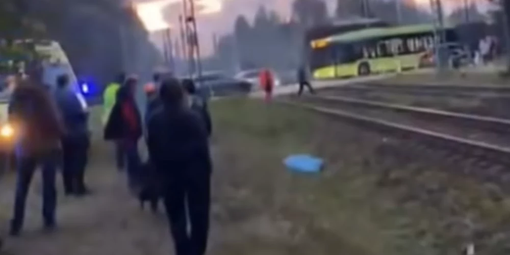 Nelaimes vieta pie Imantas dzelzceļa stacijas.