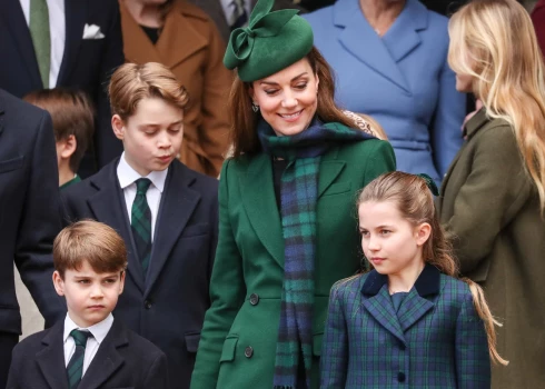Принцесса Кэтрин с детьми.