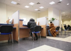 Латвийских банкиров заставят выйти в народ, оказывая услуги и в малых городах. Уже озвучен их список