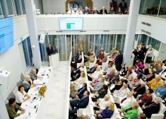 Пенсионеров пригласили в Сейм -  обсудить будущее пожилых людей в Латвии