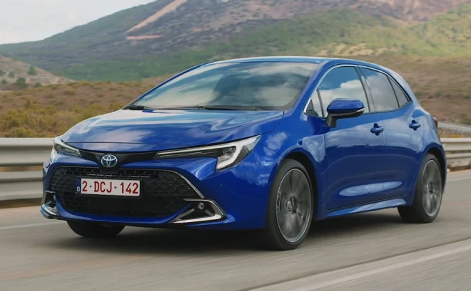 Pēc cenas un snieguma attiecības nemainīga vērtība ir tādi vieglo automašīnu klasiķi kā Škoda Octavia un Toyota Corolla.