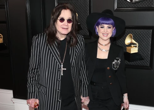 Ozijs Osborns ar meitu Kelliju Osbornu.