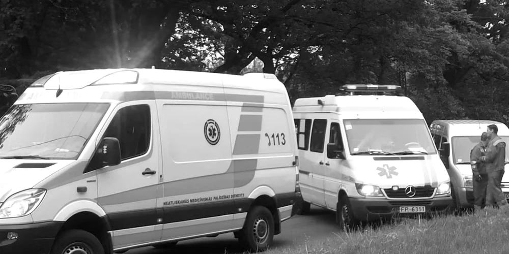 NMPD atzīst, ka izsaukumi, kur jāglābj cilvēks, kurš cietis sadursmē ar vilcienu, diemžēl, nav retums.