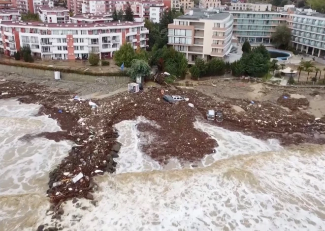 ĀM: Latvijas valstspiederīgie nav vērsušies pēc palīdzības saistībā ar plūdiem Bulgārijā