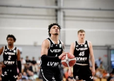 "VEF Rīga" ceturtajā ceturtdaļā atspēlējas un LIBL mačā pārspēj "Ogri"