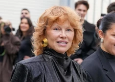 Памела Андерсон сменила цвет волос и стала похожа на... Людмилу Гурченко.