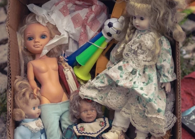 Неожиданный поворот после визита в секонд-хенд: из книги выпала записка с тревожным посланием