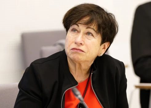 Председатель Совета по фискальной дисциплине Инна Штейнбука считает, что в ближайшее время сократить долг невозможно.