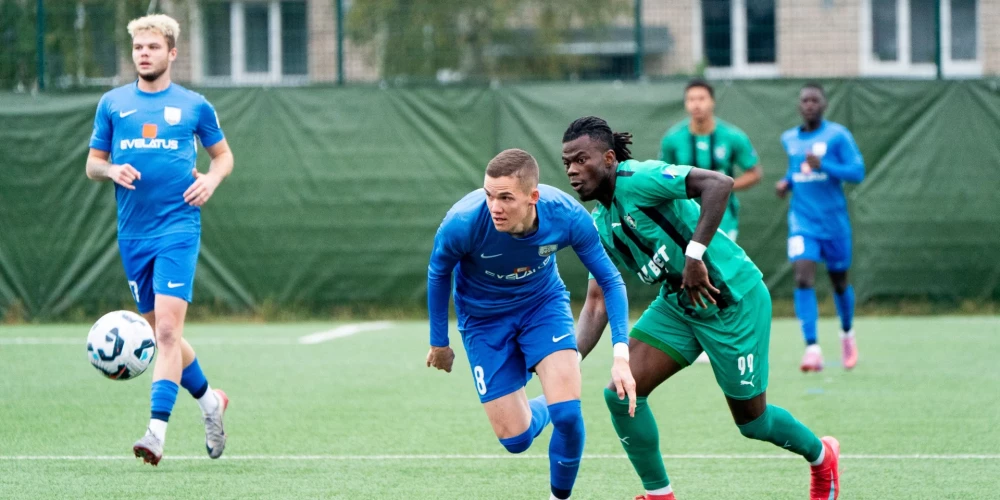 "Daugavpils" mērojas spēkiem ar "Audu" (foto: Margarita Vigule)