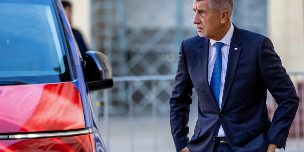 ANO kustības vadītājs Andrejs Babišs ierodas uz tikšanos ar Čehijas prezidentu Petru Pavelu