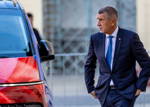 ANO kustības vadītājs Andrejs Babišs ierodas uz tikšanos ar Čehijas prezidentu Petru Pavelu