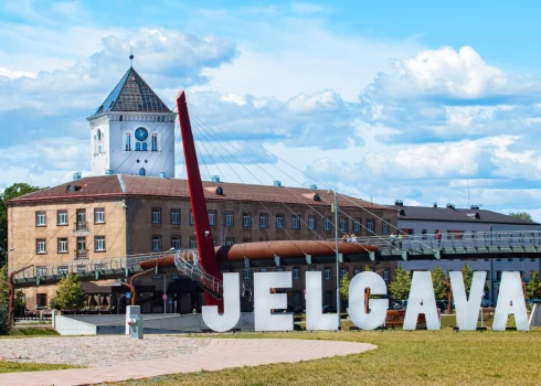 Горожане просят больше зелени и мероприятий, но в центре внимания — кинотеатр.