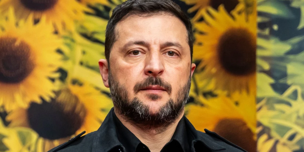 Президент Украины Владимир Зеленский прокомментировал сообщение о взрывах на энергообъектах в российском городе Белгород, где начались проблемы со светом.
