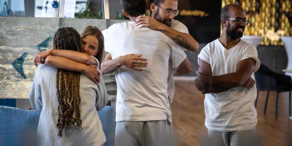 Izraēla deportējusi vēl 171 Gazas flotiles aktīvistu, arī Tūnbergu. 