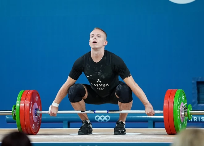 Suharevam pasaules svarcelšanas čempionātā 11.vieta