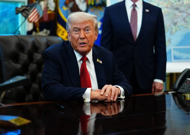 Tramps devis rīkojumu pārtraukt diplomātiskos kontaktus ar Venecuēlu, ziņo laikraksts