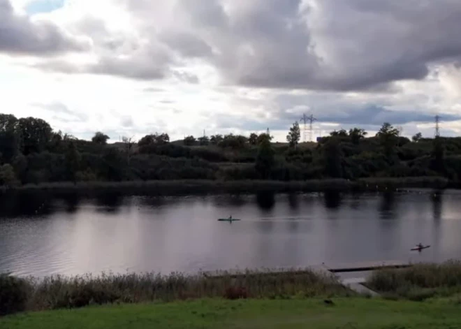 Cieceres ezerā tiks uzstādītas viedās bojas reāllaika ūdens kvalitātes novērojumiem