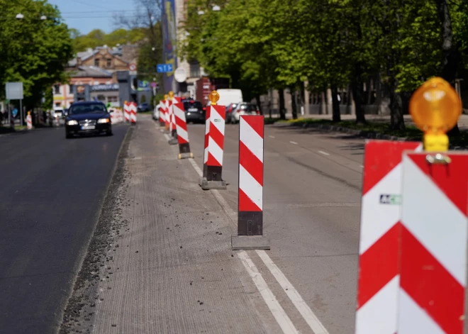 В Риге до сих пор идут работы по ремонту улиц: где именно и как долго они будут продолжаться?