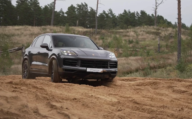 "Porsche" tehnoloģijas "off-road" braukšanai atļauj ļoti daudz.