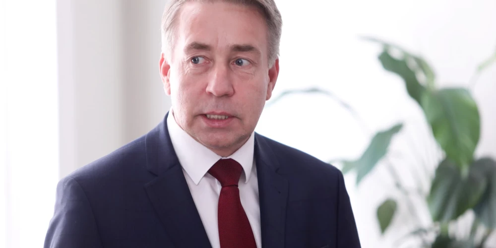 ZZS valdes priekšsēdētāja vietnieks, Saeimas Budžeta un finanšu (nodokļu) komisijas deputāts Uldis Augulis. 