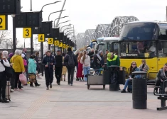 Latvija no 1. novembra ierobežos neregulāros autobusu reisus uz Krieviju un Baltkrieviju