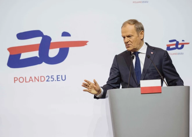 Polijas premjers Tusks: nevis "Nord Stream 2" gāzesvada spridzināšana, bet tā pastāvēšana bija problēma