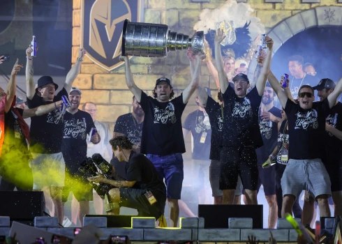 Teodors Bļugers ar Lasvegasas "Golden Knights" 2023. gadā izcīnīja Stenlija kausu, un pavisam drīz kļuva par Vankūveras"Canucks" spēlētāju
