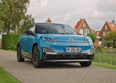 Jaunā "Nissan Micra" elektromobiļa pirmais izmēģinājums