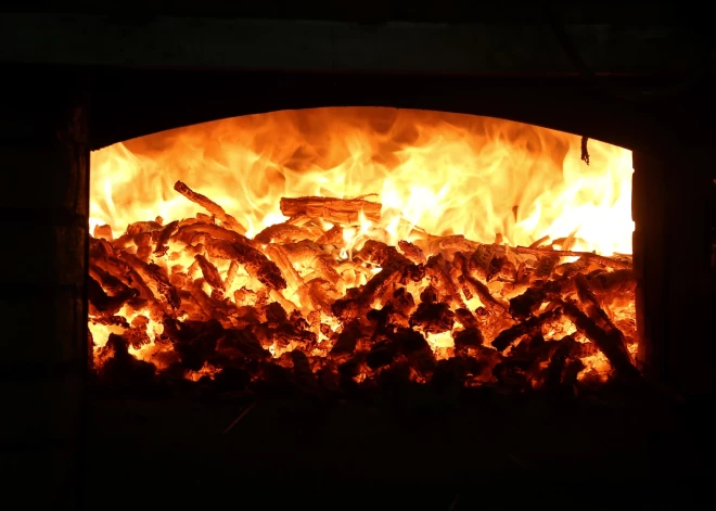 Жителей Латвии предупредили, что по закону они обязаны раз в пять лет проверять систему отопления