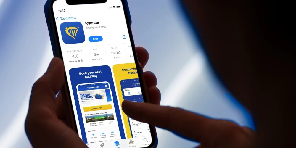 Ryanair с 12 ноября полностью переходит на цифровые посадочные карты, отказываясь от бумажных билетов. 