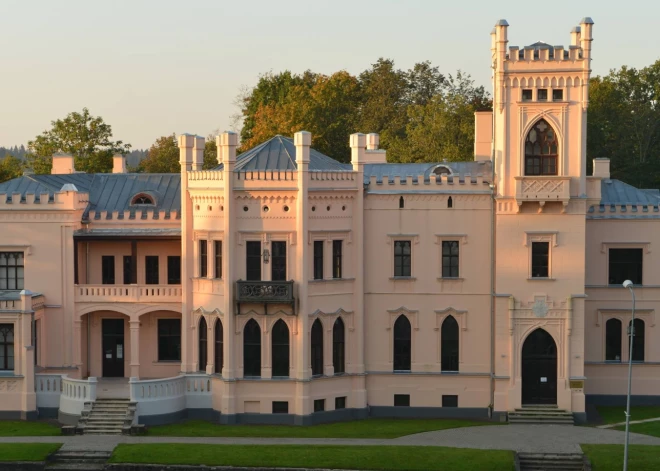 Lieliska iespēja skolēniem izrauties no mobilo telefonu važām: Alūksnes novada muzejs rudens brīvdienās aicina uz radošām un izglītojošām nodarbībām