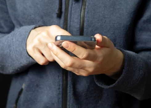 Šobrīd visizplatītākais krāpšanas veids ir vikšķerēšana jeb telefonkrāpšana.