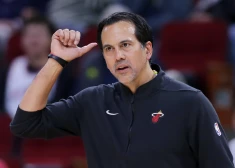 ASV basketbola izlasi vadīs Maiami "Heat" galvenais treneris Ēriks Spolstra