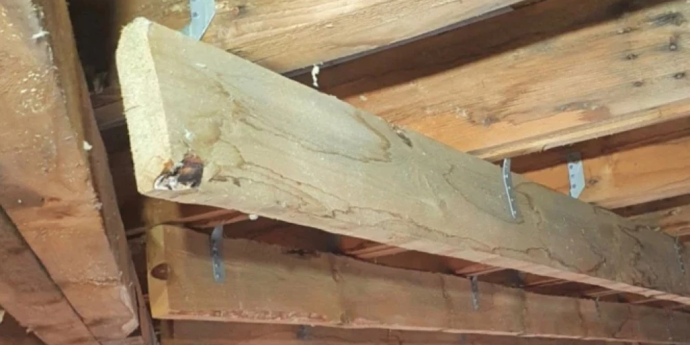 Tehniskais apsekojums liecina, ka Ulbrokas peldbaseins apmeklētājiem nav drošs.