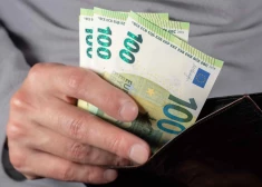 Daži viegli iegaumējami padomi, kā nekļūt par krāpnieku upuri, lasot ziņas internetā. (Foto: Shutterstock)